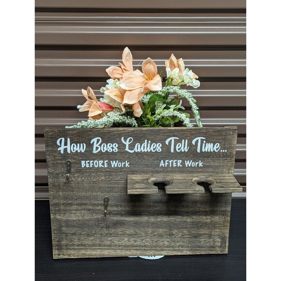 Wood‎ Sign Coffee Wine How BOSS ladies tell time - Picture 2 of 8